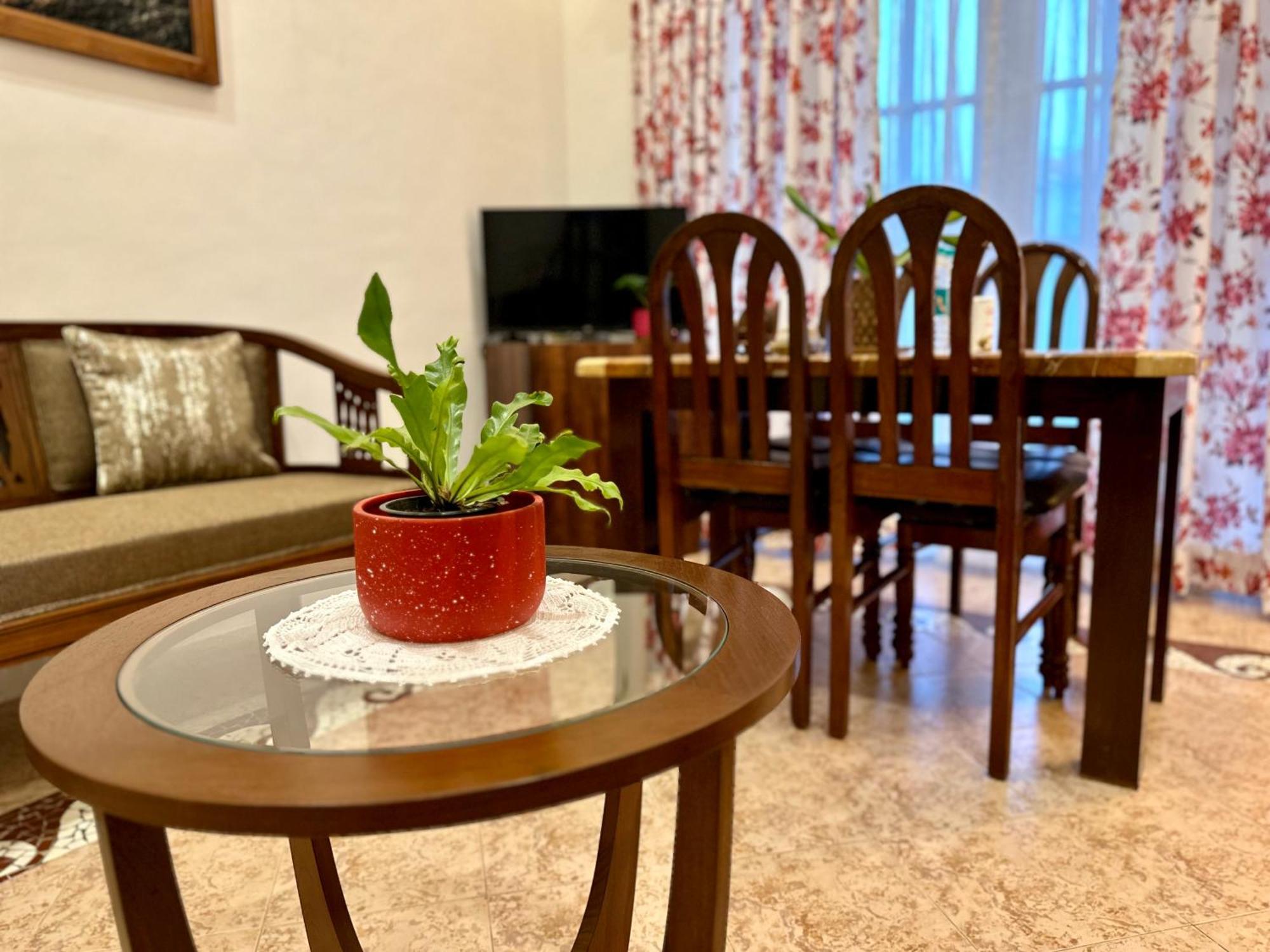 Elegance By The Goa Apartment
